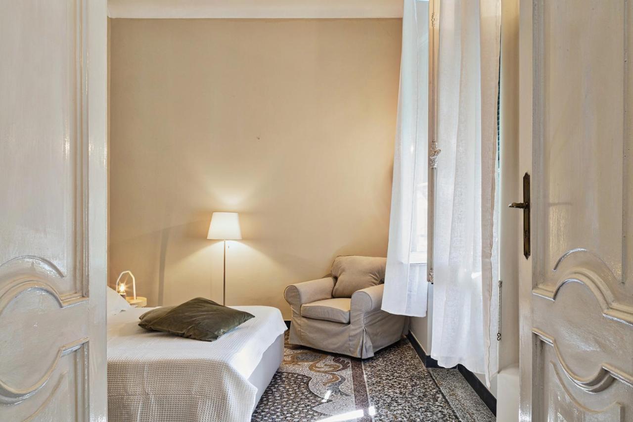 Via Roma Luxury Apartment By Wonderful Italy Генуя Экстерьер фото