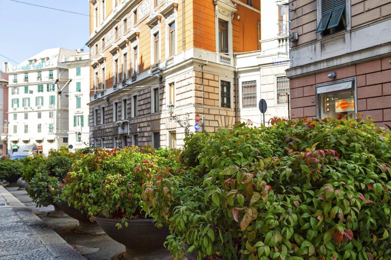 Via Roma Luxury Apartment By Wonderful Italy Генуя Экстерьер фото